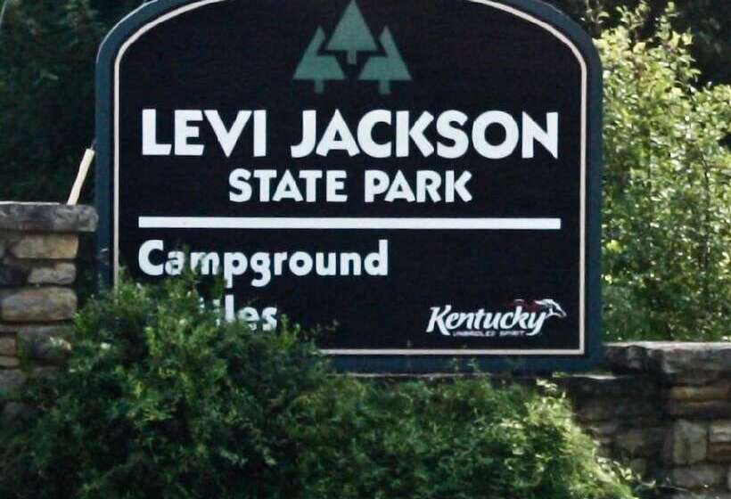 בית מלון כפרי Econo Lodge