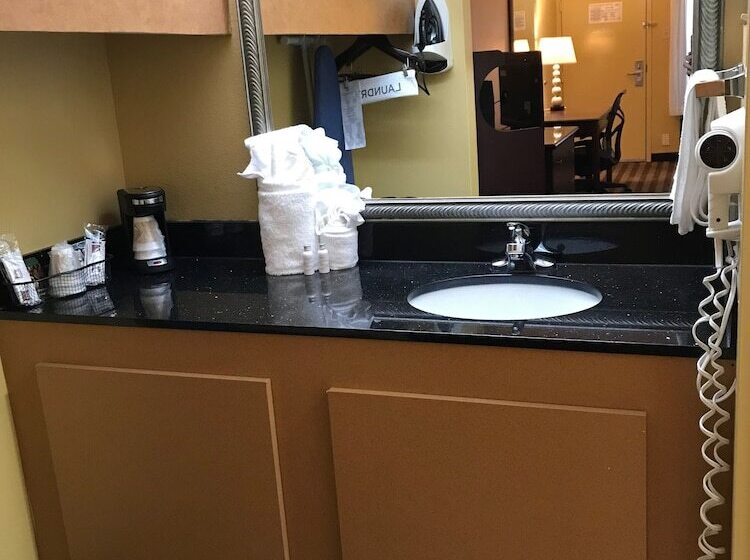 فندق Econo Lodge Moss Point  Pascagoula