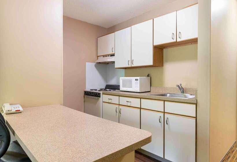 فندق Extended Stay America Suites  Arlington  Six Flags