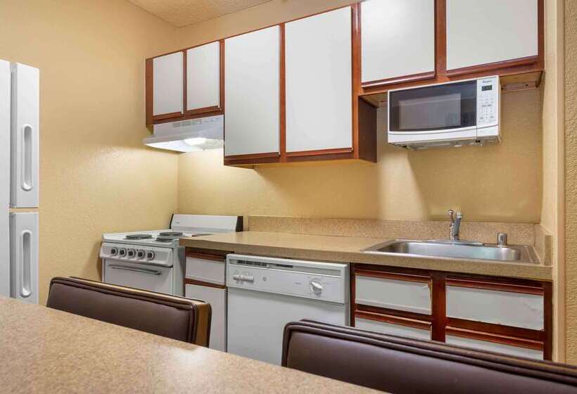 فندق Extended Stay America Select Suites   Atlanta   Alpharetta   Northpoint   East
