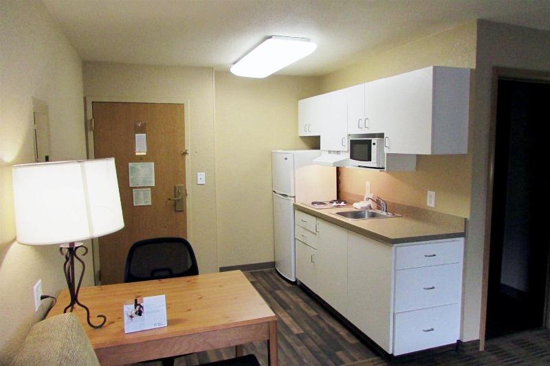 Отель Extended Stay America Select Suites Atlanta Perimeter Peachtree Dunwoody