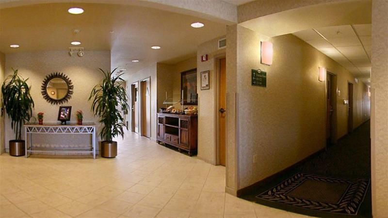 Отель Extended Stay America Select Suites Atlanta Perimeter Peachtree Dunwoody