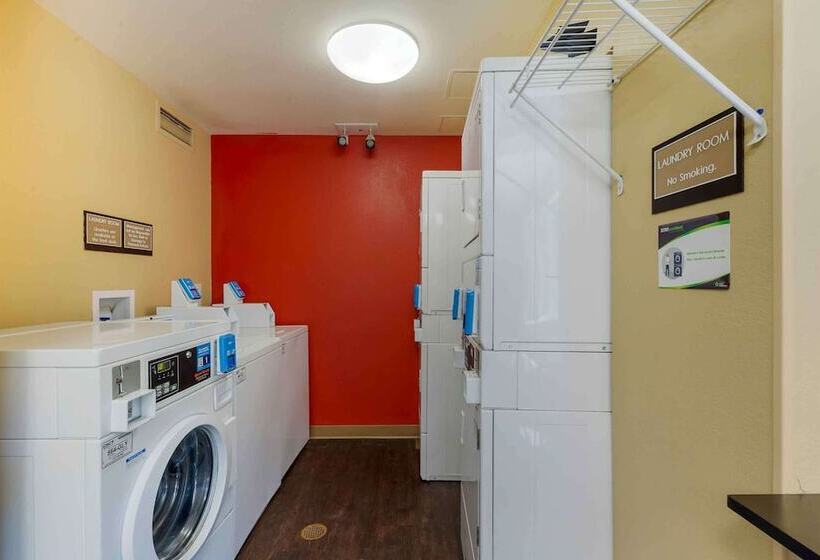 בית מלון כפרי Extended Stay America Suites  Boston  Woburn