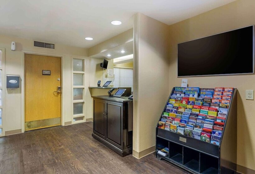 בית מלון כפרי Extended Stay America Suites  Boston  Woburn