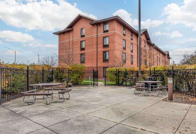 בית מלון כפרי Extended Stay America Suites  Chicago  Lombard  Yorktown Center