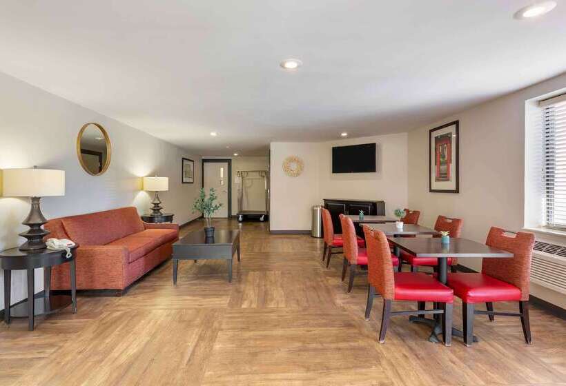 בית מלון כפרי Extended Stay America Suites  Cleveland  Middleburg Heights