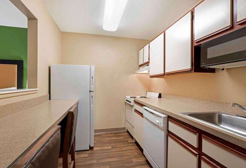 فندق Extended Stay America Suites  Cleveland  Westlake