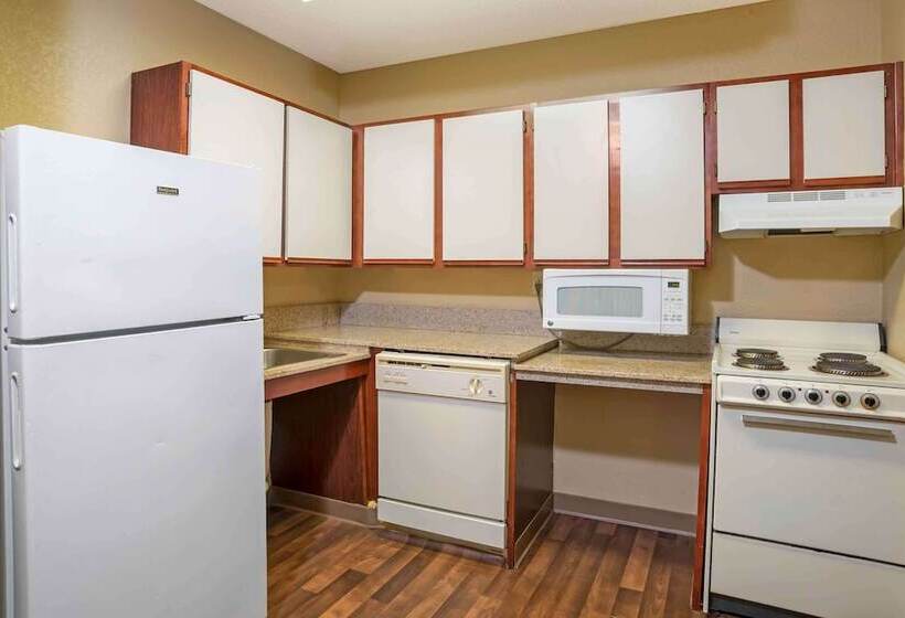 Отель Extended Stay America Select Suites Columbia Gateway Drive