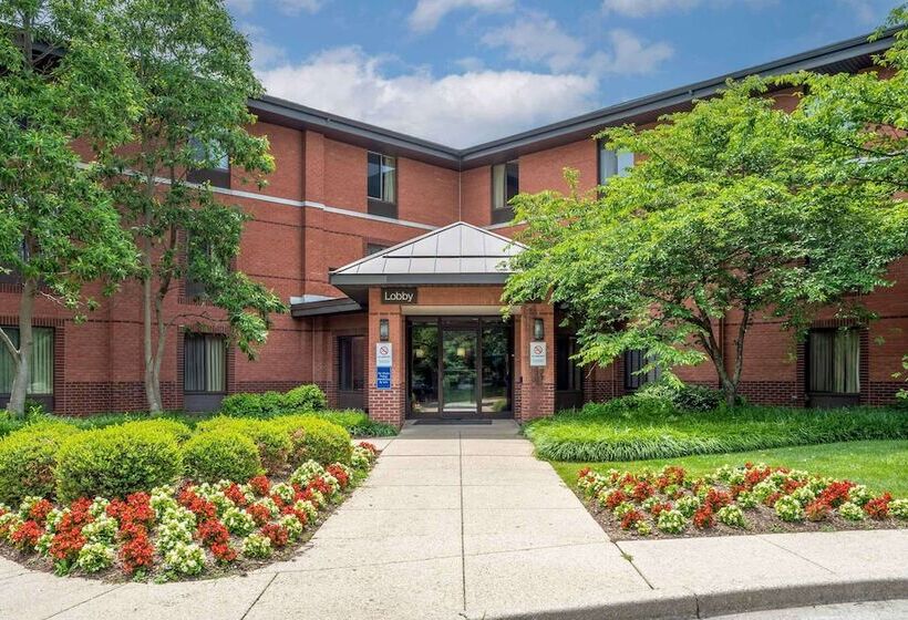 Отель Extended Stay America Select Suites Columbia Gateway Drive