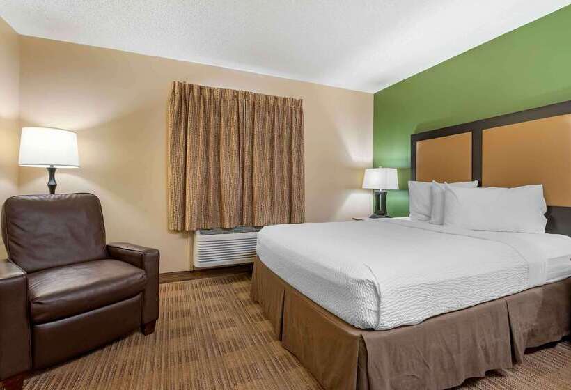 호텔 Extended Stay America Select Suites   Detroit   Ann Arbor   University South