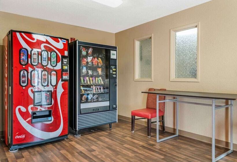 호텔 Extended Stay America Select Suites   Detroit   Ann Arbor   University South