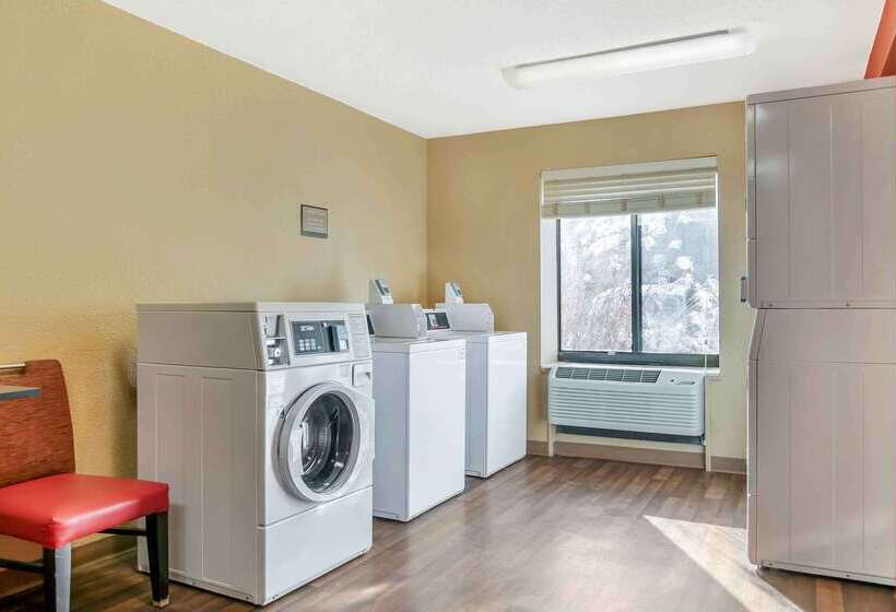 هتل Extended Stay America Select Suites   Detroit   Ann Arbor   University South