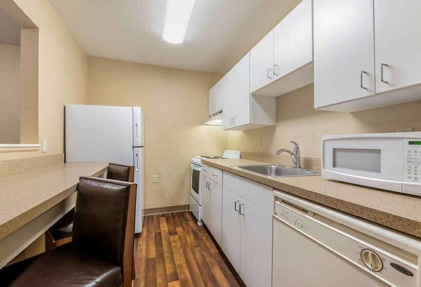 호텔 Extended Stay America Suites Evansville East