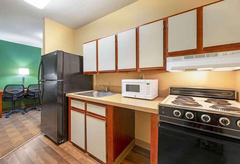 هتل Extended Stay America Suites  Fort Wayne  North