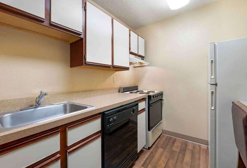 هتل Extended Stay America Suites  Fort Wayne  North