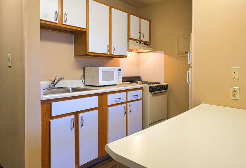 ホテル Suburban Studios Louisville East