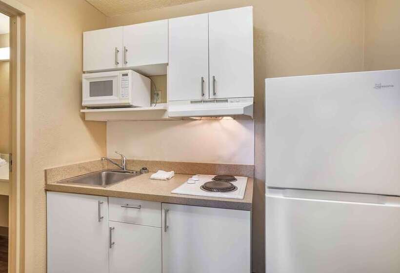 فندق Suburban Studios Brentwood   Nashville