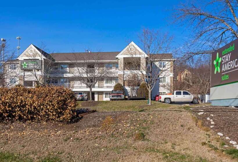 בית מלון כפרי Suburban Studios Brentwood   Nashville