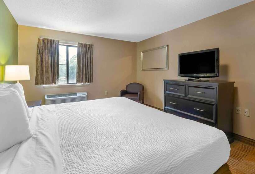 هتل Extended Stay America Suites  Raleigh  Cary  Harrison Ave