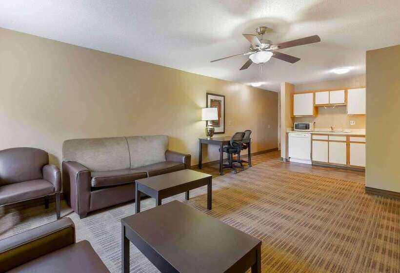 هتل Extended Stay America Suites  Raleigh  Cary  Harrison Ave