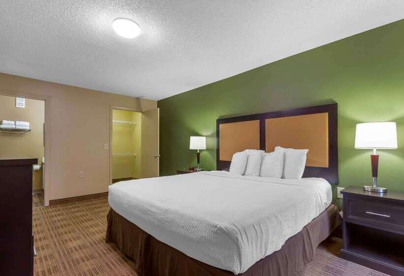 هتل Extended Stay America Suites  Raleigh  Cary  Harrison Ave