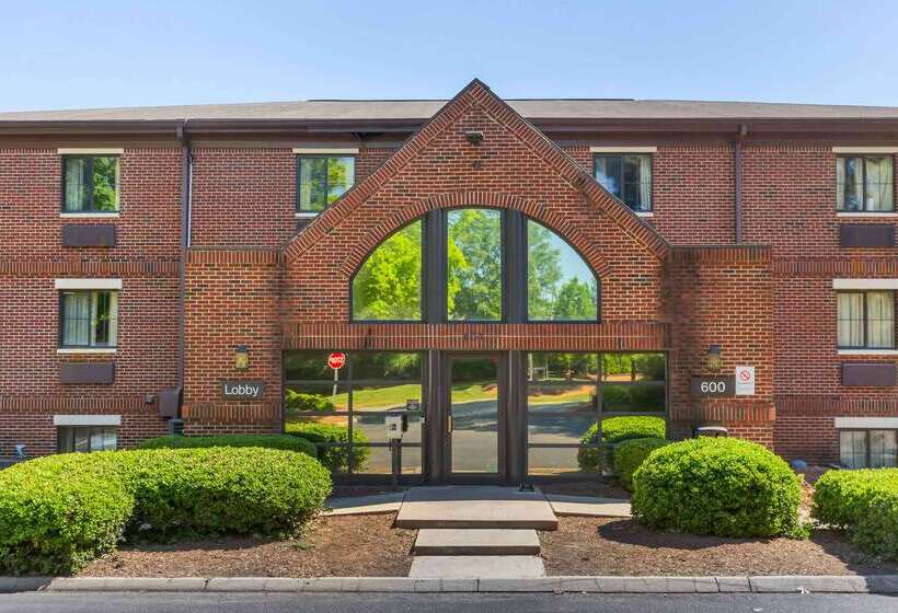 هتل Extended Stay America Suites  Raleigh  Cary  Harrison Ave
