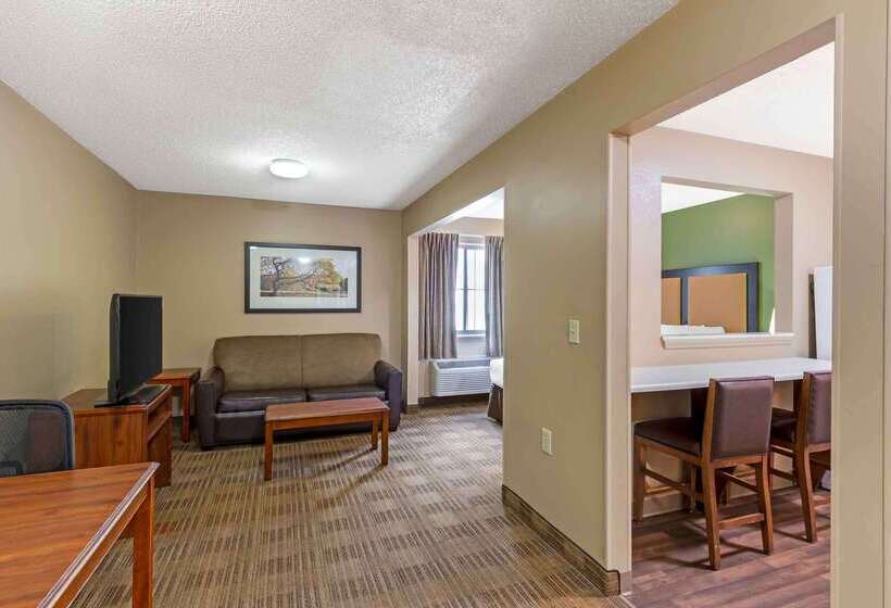 Отель Extended Stay America Suites Raleigh North Raleigh Wake Towne Dr