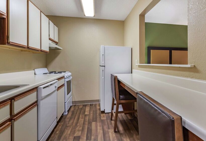 فندق Extended Stay America Suites  San Antonio  Colonnade  Medical