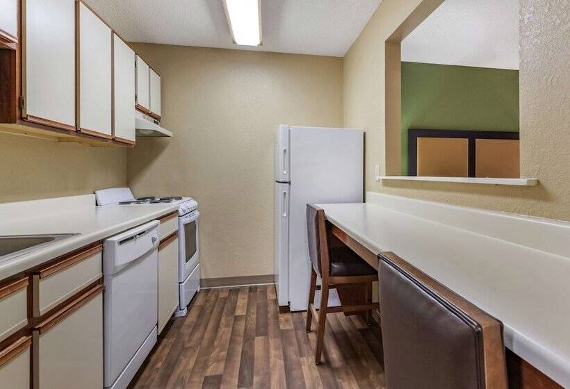 فندق Extended Stay America Suites  San Antonio  Colonnade  Medical