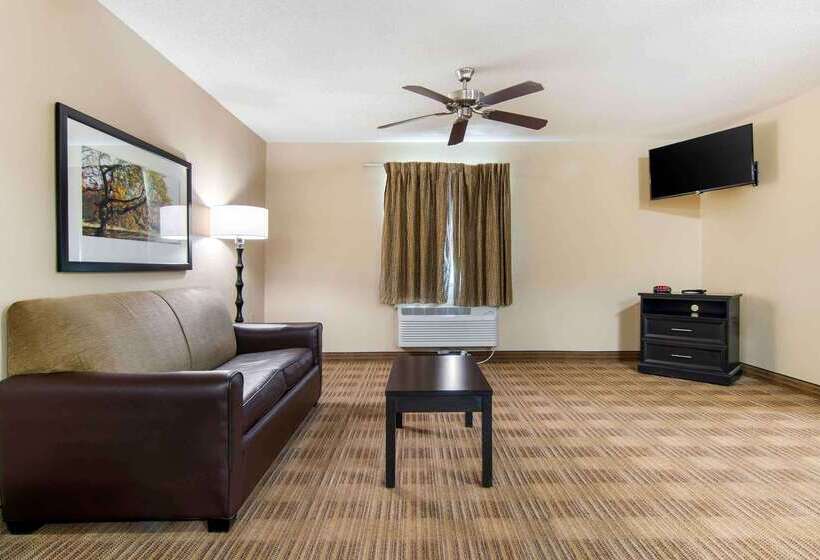 هتل Extended Stay America Select Suites   St Louis   Earth City