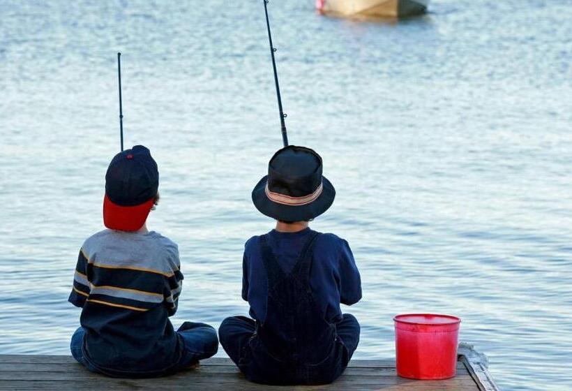 호텔 Hampton Motor Inn