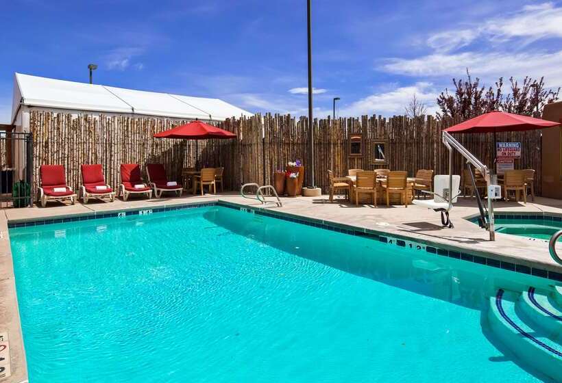 호텔 Inn At Santa Fe, Surestay Collection By Best Western