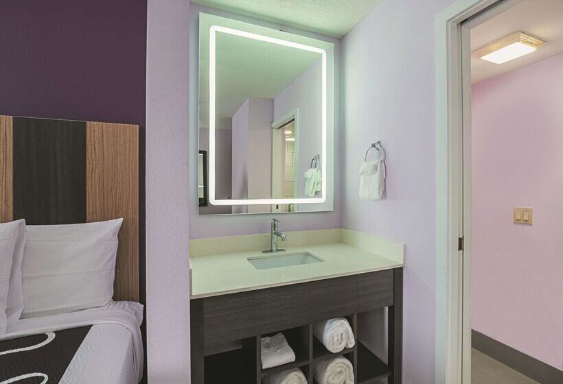 فندق La Quinta Inn & Suites By Wyndham Minneapolis Northwest