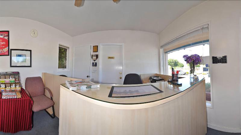 فندق Marinwood Inn & Suites