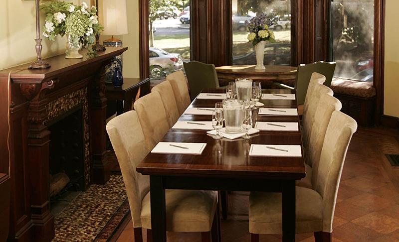 酒店 Morgan State House Inn