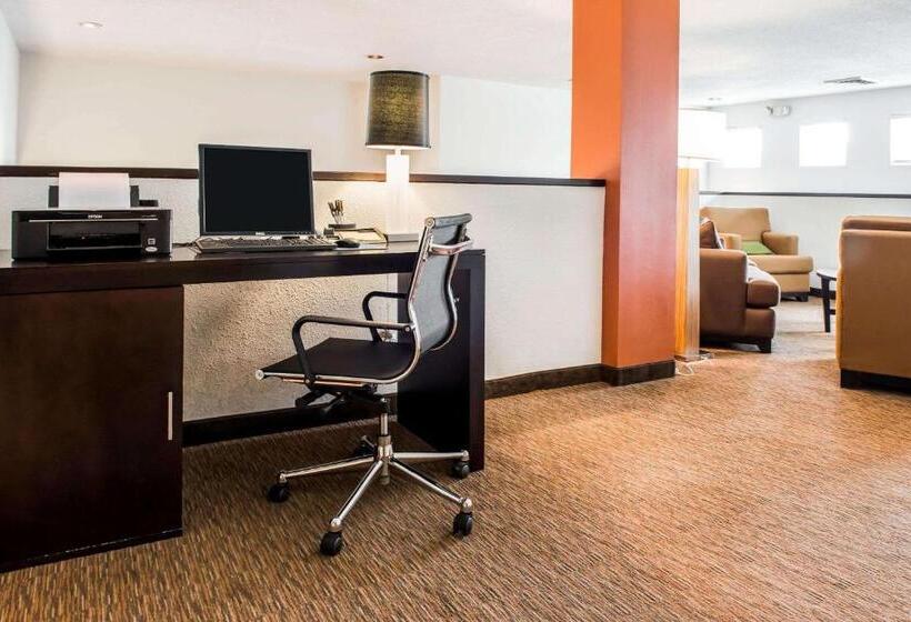 فندق Quality Inn Bridgeport Clarksburg