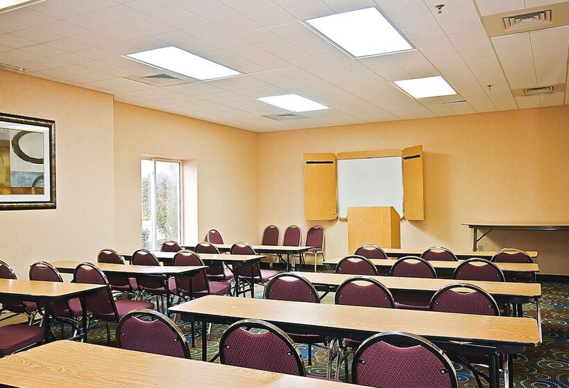 فندق Quality Inn Brunswick Cleveland South