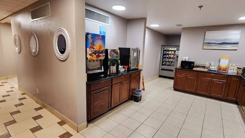 فندق Quality Inn Brunswick Cleveland South