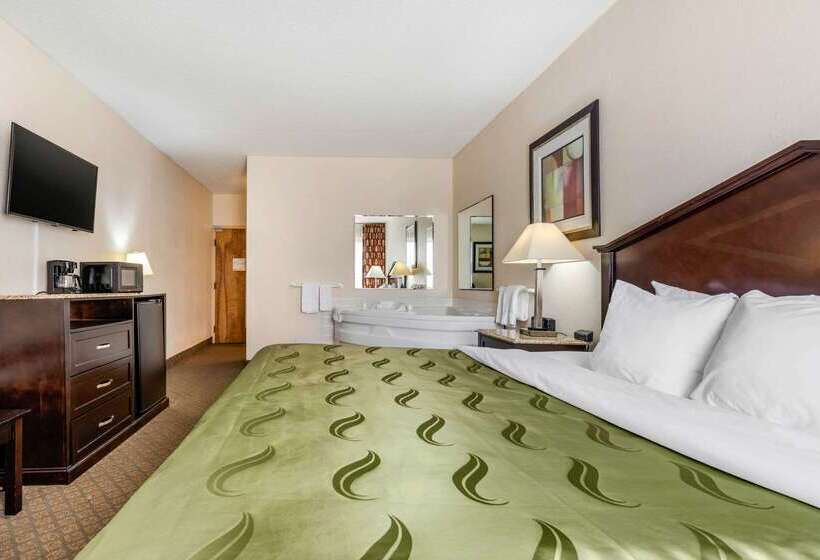 هتل Quality Inn Fort Wayne