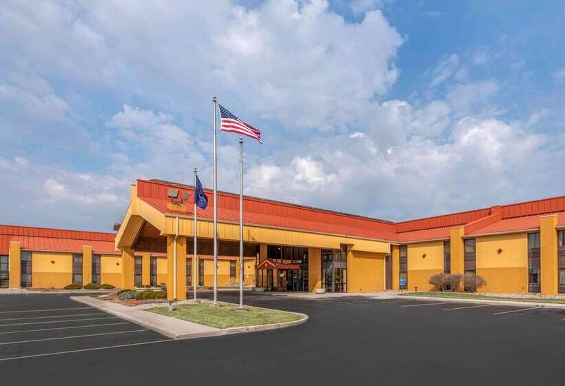 هتل Quality Inn Fort Wayne