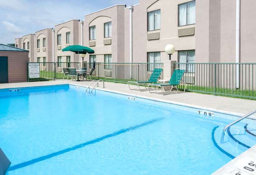 فندق Quality Inn Meridian