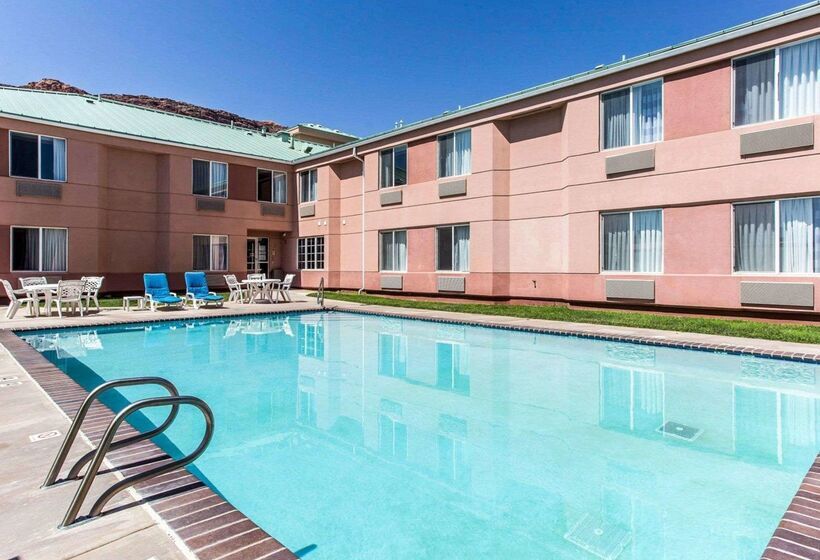 هتل Quality Inn Moab Slickrock Area