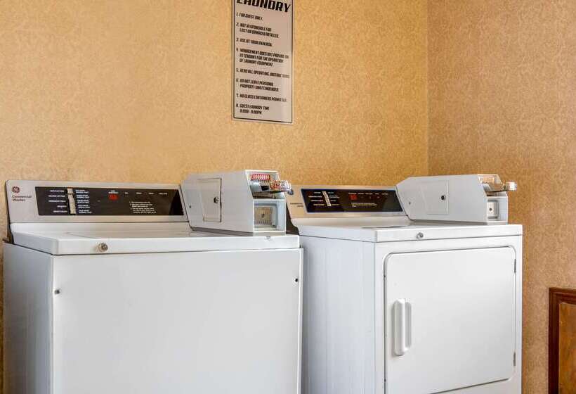 בית מלון כפרי Quality Inn & Suites Bedford West