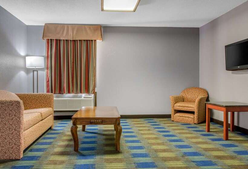 בית מלון כפרי Quality Inn & Suites Bedford West
