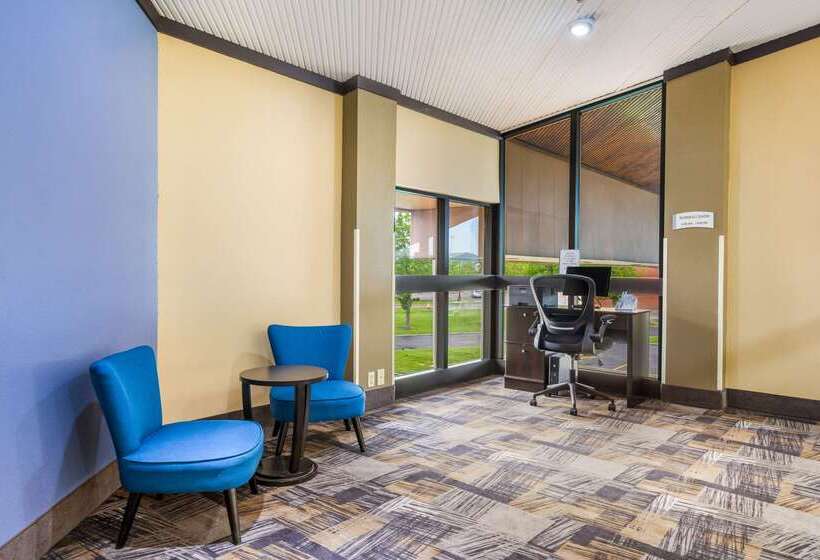 ホテル Quality Inn & Suites Florence  Cincinnati South