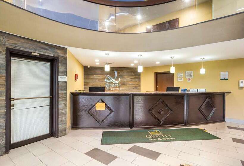 ホテル Quality Inn & Suites Florence  Cincinnati South