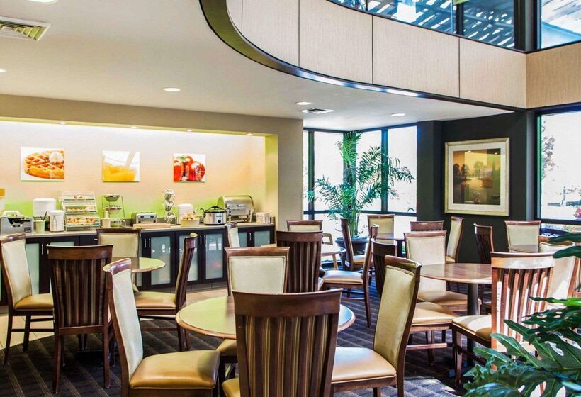 فندق Quality Inn & Suites