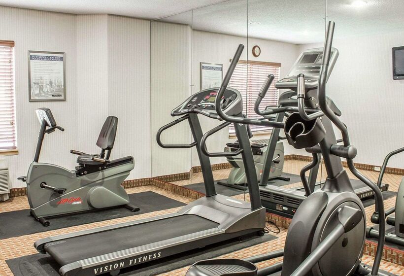 هتل Quality Inn & Suites Raleigh North