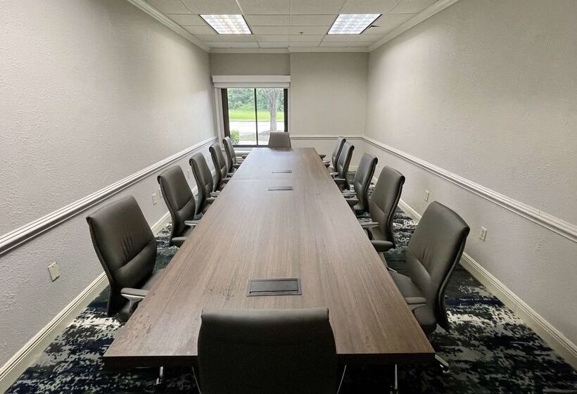 Отель Best Western Plus Sugar Land Stafford