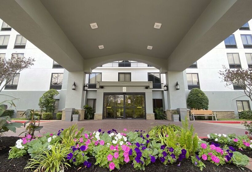 Отель Best Western Plus Sugar Land Stafford